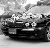 Příprava vozů na svatby